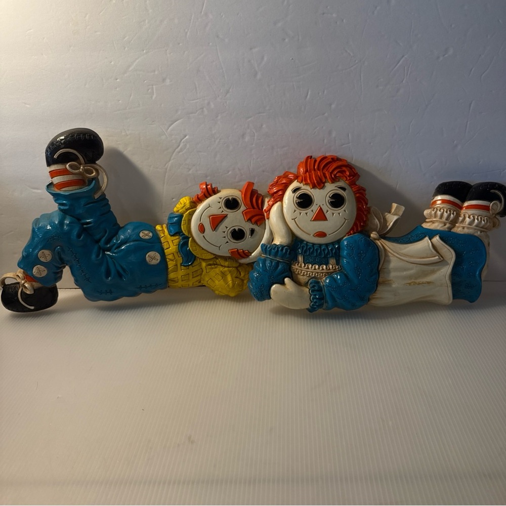 Vintage 1977 Raggedy Ann & Andy Wall Decor plaque hanging EUC Bob Merrill